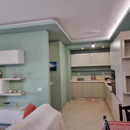 Two Suns Apartament Σαράντα Εξωτερικό φωτογραφία